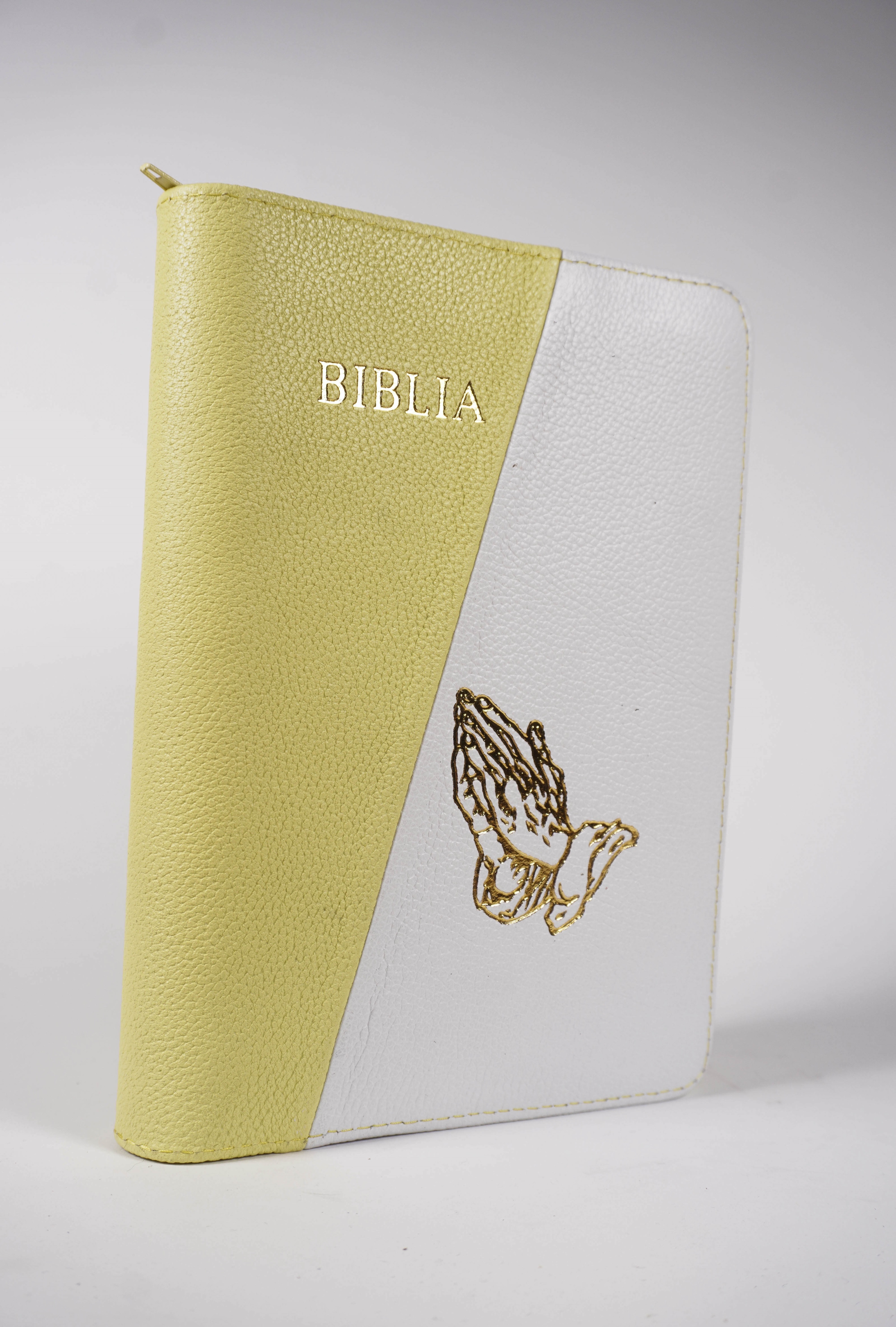 Biblie din piele, marime medie, galben cu alb, simbol maini in rugaciune, fermoar, index, margini aurii, cuv. lui Isus cu rosu [SB 057 PFI]