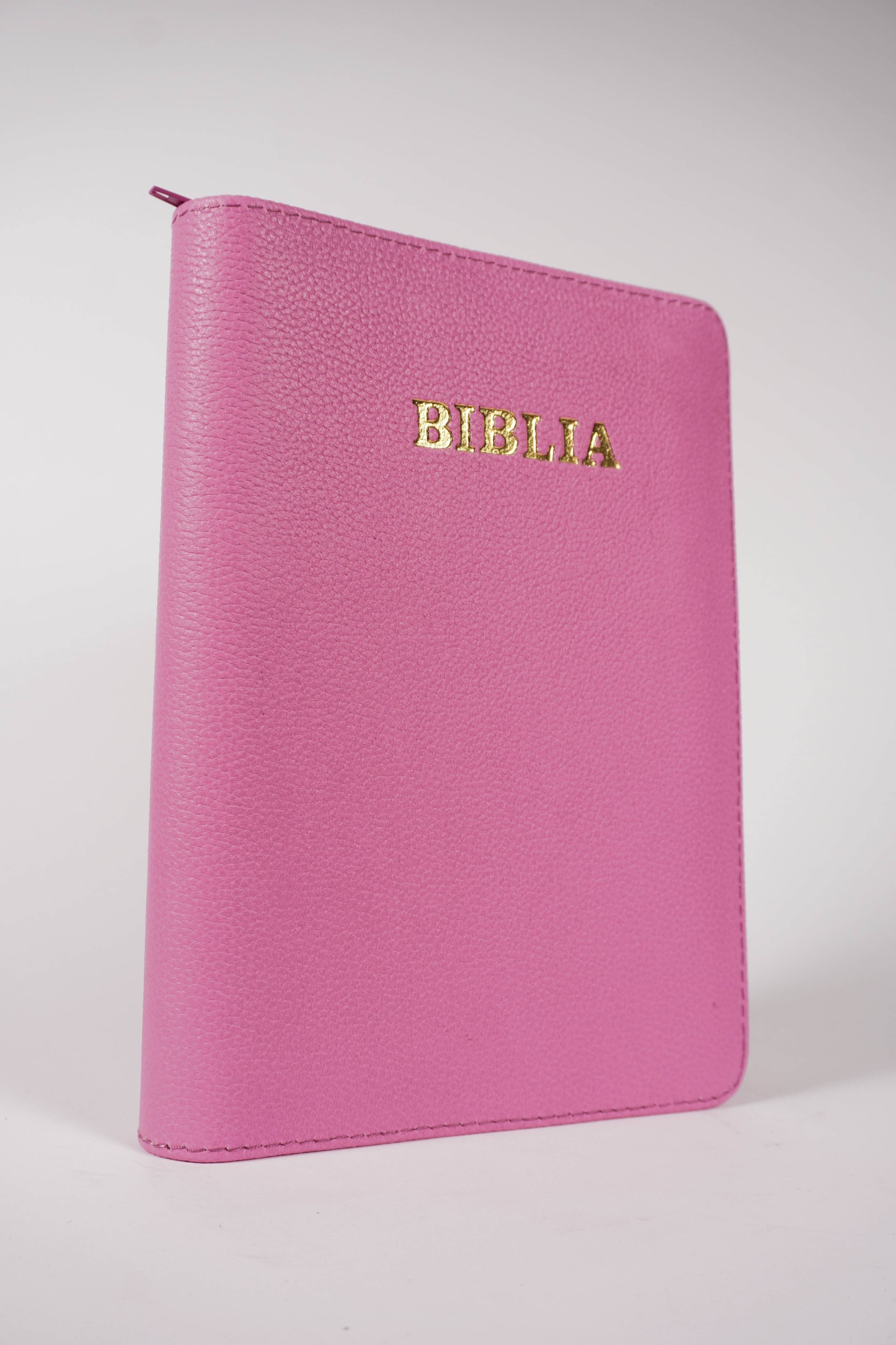 Biblie din piele, marime medie, culoare, roz, fermoar, index, margini aurii, cuv. lui Isus cu rosu [SB 057 PFI]