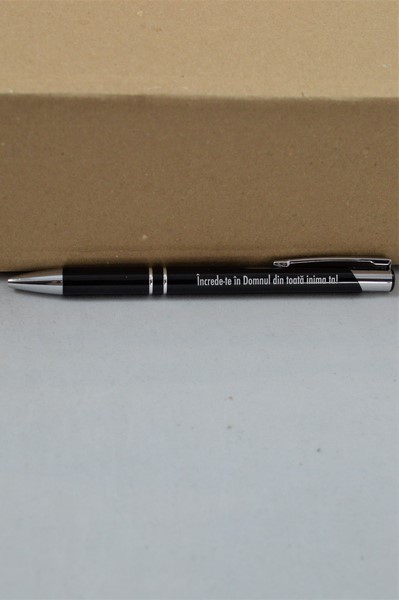 Pix cu mesaj crestin - Increde-te in Domnul din toata inima ta! (negru) Pix cu mesaj crestin - Increde-te in Domnul din toata inima ta! (negru)