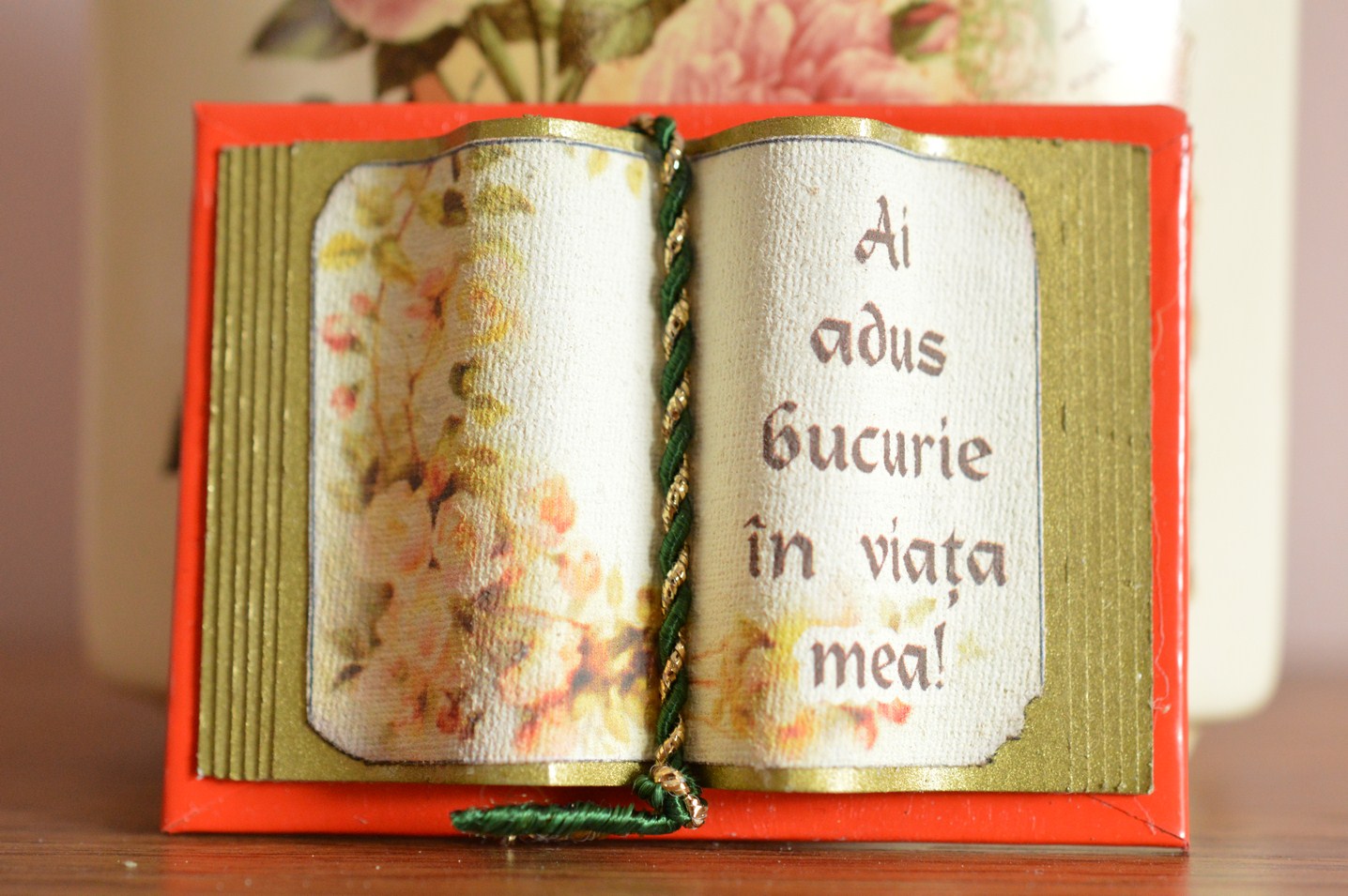 Carte decorativa magnetica - Ai adus bucurie in viata mea! (5x7 cm) Carte decorativa magnetica - Ai adus bucurie in viata mea! (5x7 cm)