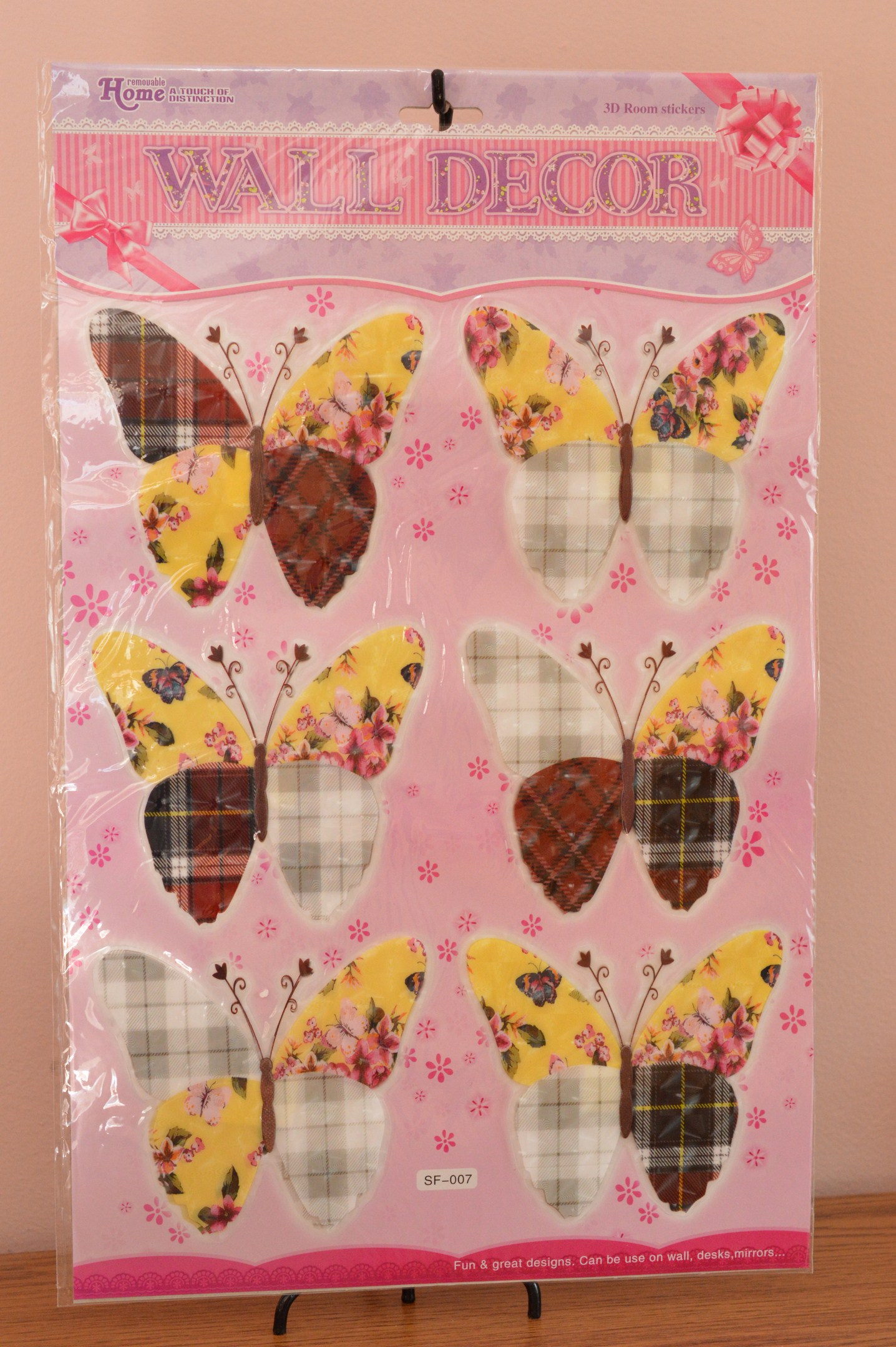 Fluturi decorativi 3D (set 6 buc) - model galben cu carouri Fluturi decorativi 3D (set 6 buc) - model galben cu carouri