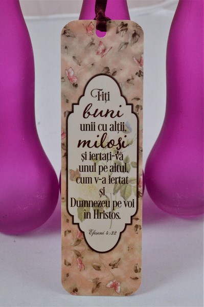 Semn de carte cu panglica visinie  - Fiti buni unii cu altii Semn de carte cu panglica visinie  - Fiti buni unii cu altii