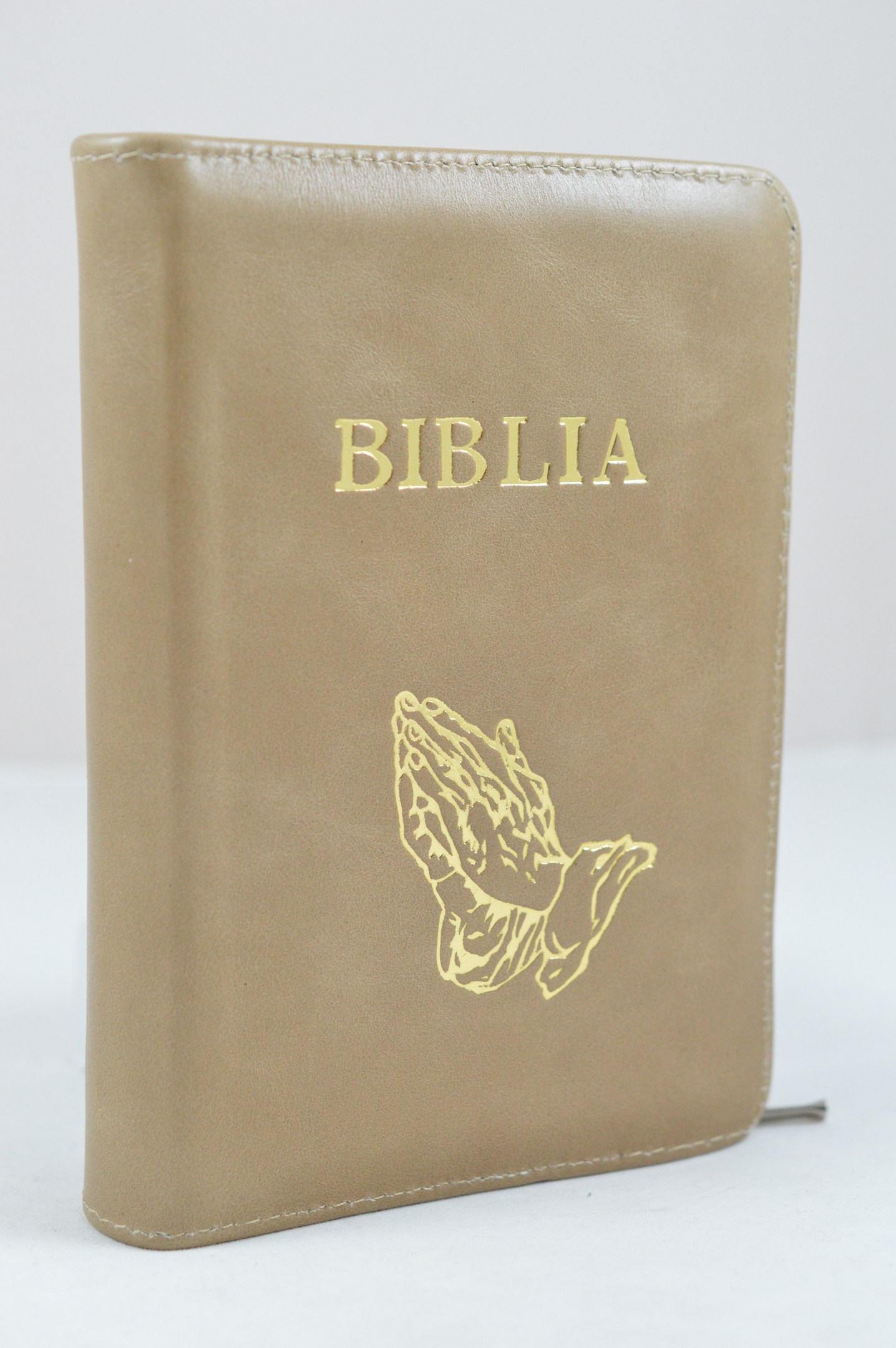 Biblie din piele, dimensiune mica, bej, fermoar, simbol maini in rugaciune, cuv. lui Isus in rosu [043 A]