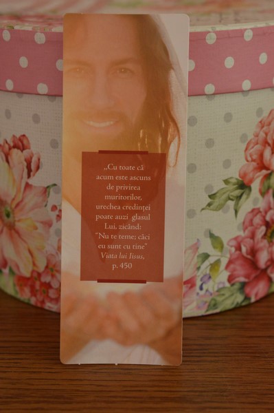 Semn de carte-Cu toate ca acum este ascuns Semn de carte-Cu toate ca acum este ascuns