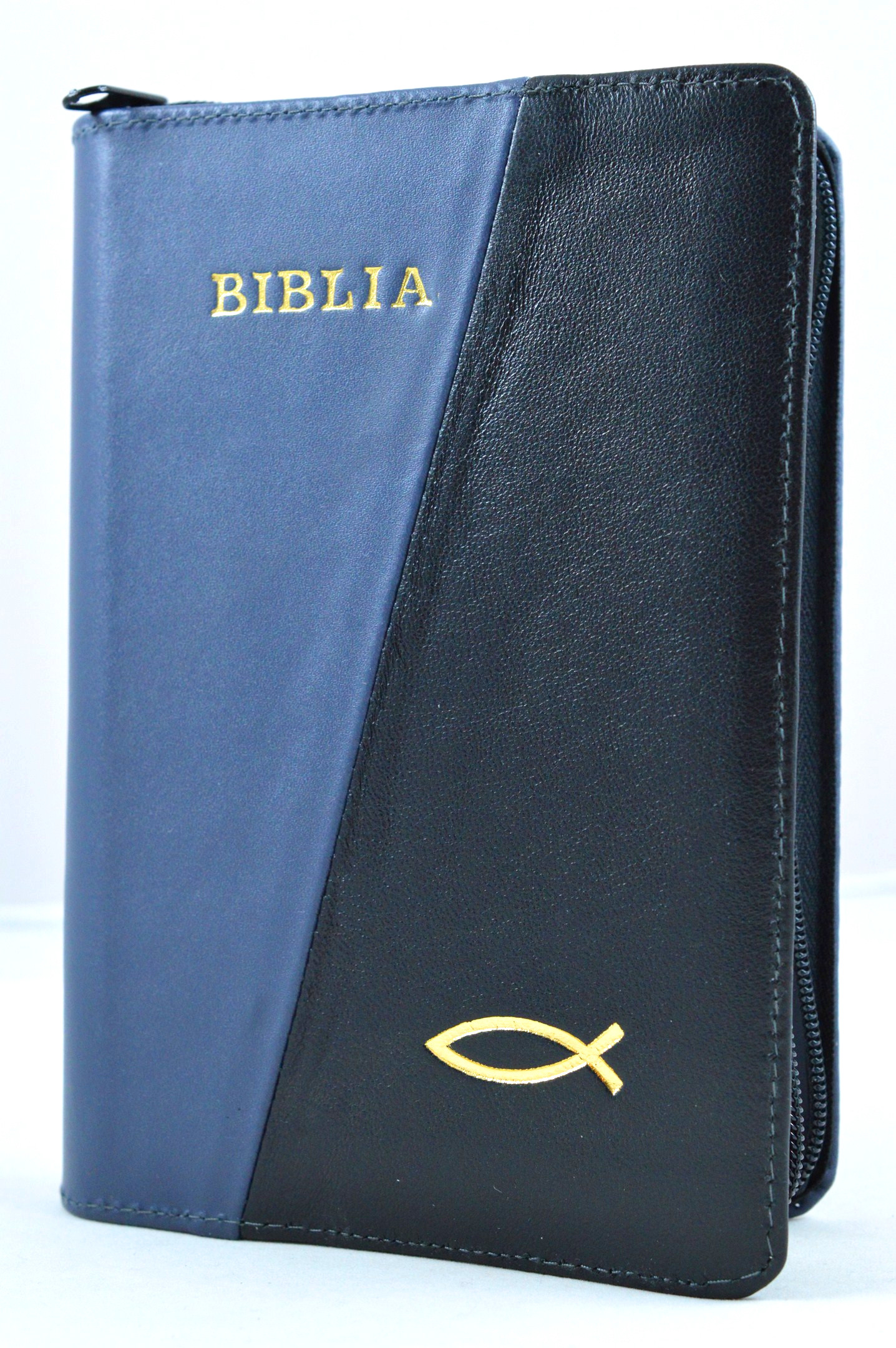Biblia din piele, marime medie, bleumarin/ negru, fermoar, cu simbol peste, cuv. lui Isus cu rosu [053]
