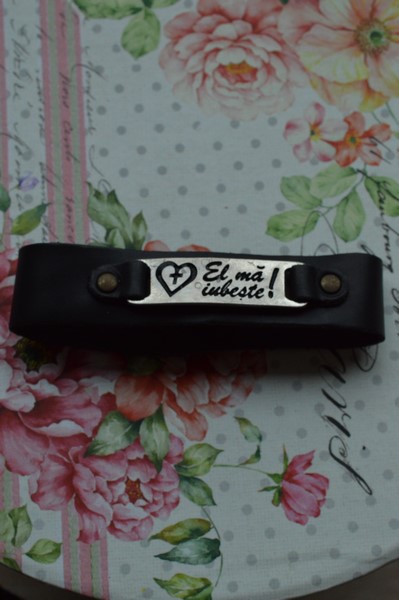 Bratara din piele - El ma iubeste! Bratara din piele - El ma iubeste!