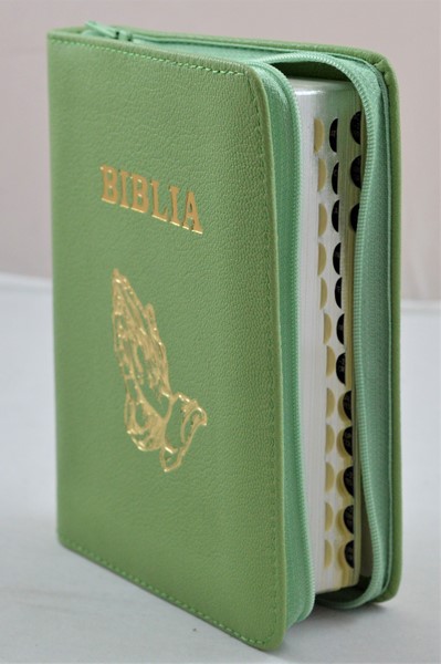 Biblia format mic, din piele, culoare verde, index, fermoar, margini argintii, simbolul maini in ruga, cuv. lui Isus in rosu [047 PFI]