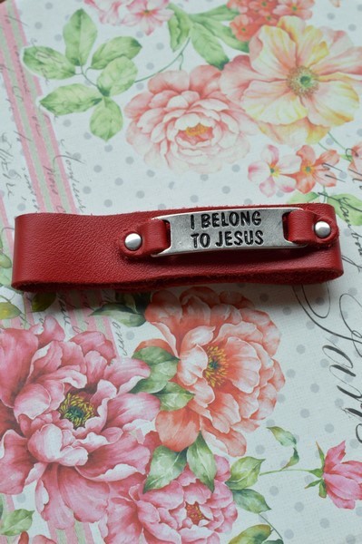 Bratara din piele - I belong to Jesus! Bratara din piele - I belong to Jesus!