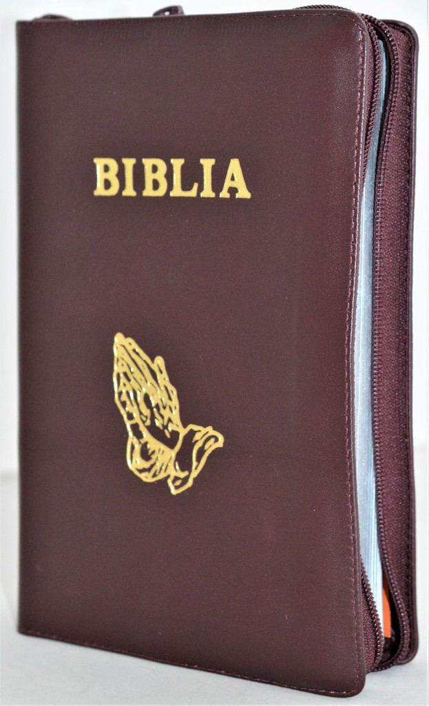 Biblia de studiu pentru o viata deplina, piele, visiniu inchis, margini argintii, fermoar, simbol maini in rugaciune - versiune pentru copii Biblia de studiu pentru o viata deplina, piele, visiniu inchis, margini argintii, fermoar, simbol maini in rugaciune - versiune pentru copii