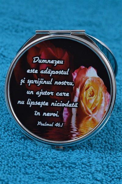 Oglinda de poseta - Dumnezeu este adapostul Oglinda de poseta - Dumnezeu este adapostul