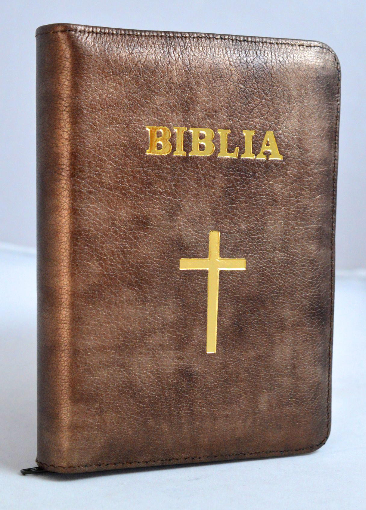 Biblia format mic, din piele, culoare maro, index, fermoar, margini argintii,simbol cruce, cuv. lui Isus in rosu [047 PFI]