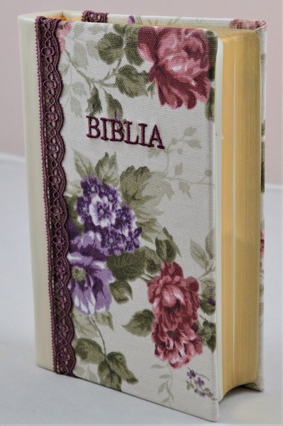 Biblia handmade, marime medie, coperta cartonata textila, motiv floral, margini aurii [SI 052 HM]