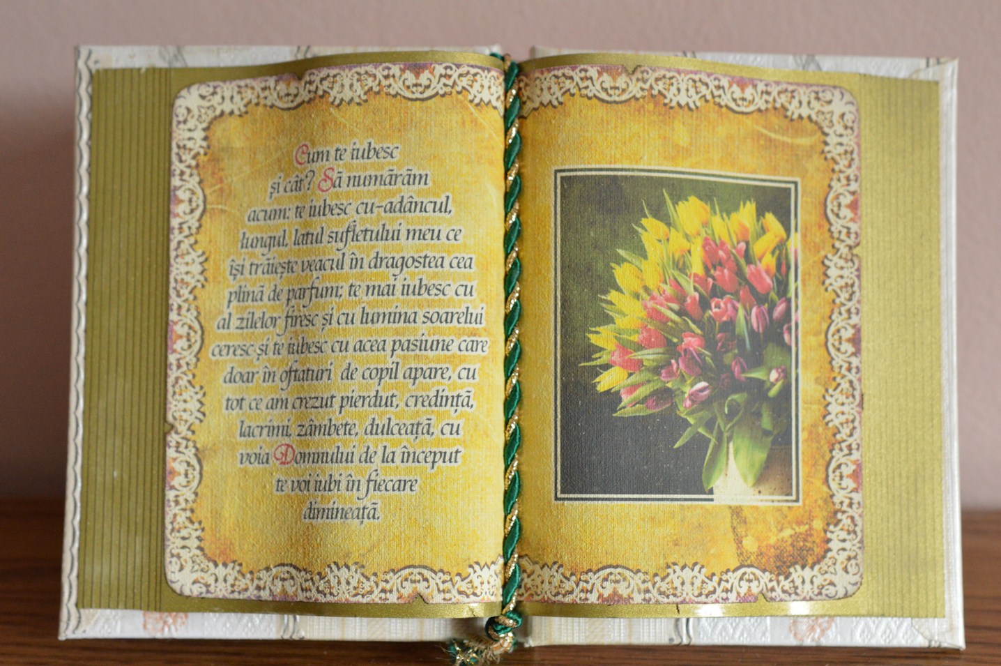 Carte decorativa - Cum te iubesc... (14x21 cm) Carte decorativa - Cum te iubesc... (14x21 cm)