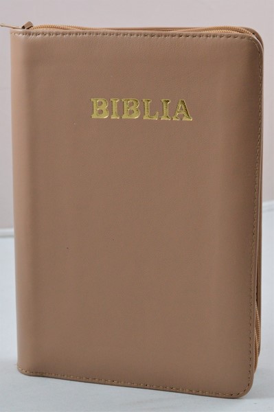 Biblia din piele, marime medie, culoare cappuccino, fermoar, margini albe, cuv. lui Isus cu rosu [053]