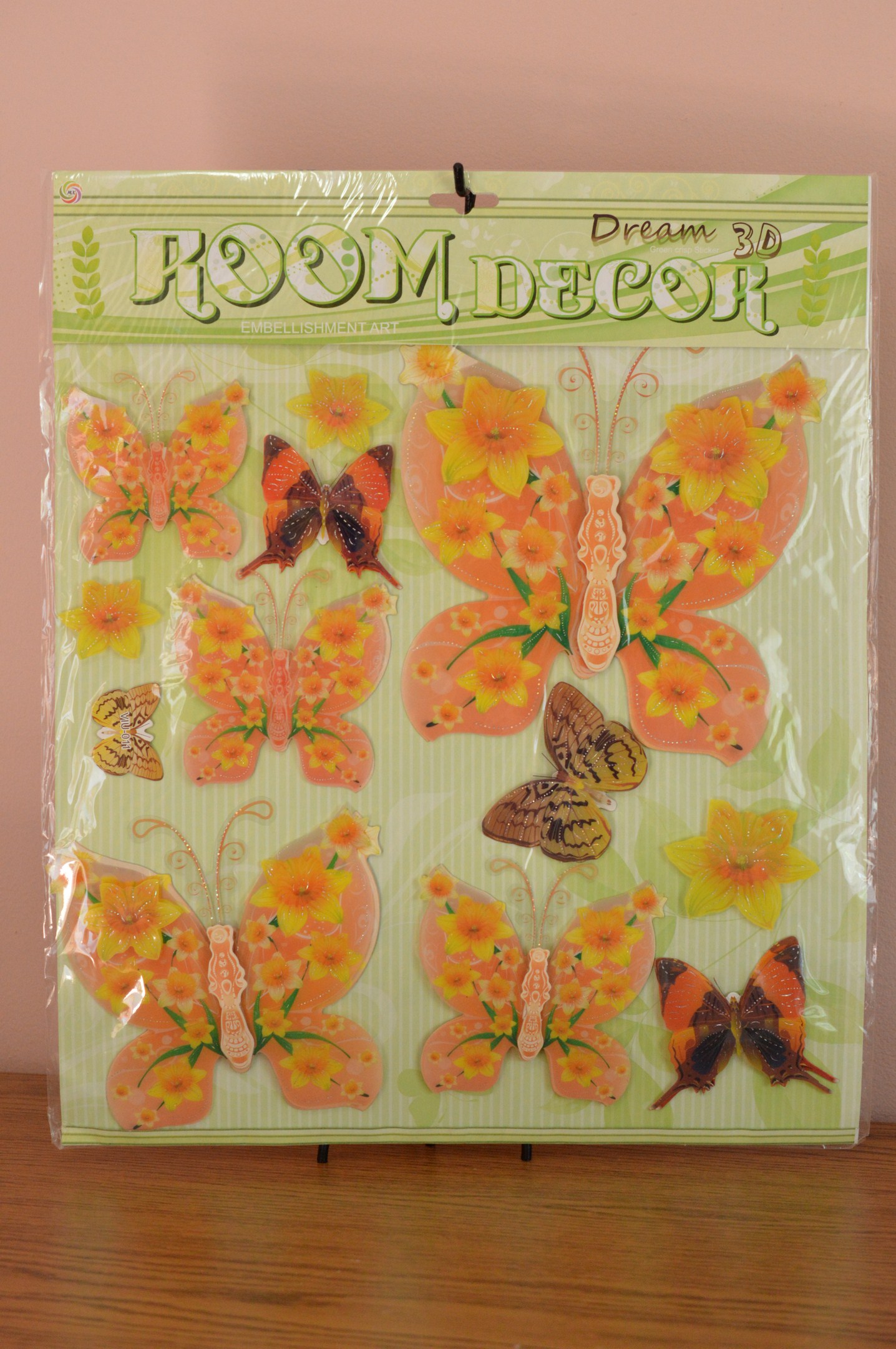 Fluturi decorativi (set 5 buc) - portocaliu cu flori galbene Fluturi decorativi (set 5 buc) - portocaliu cu flori galbene