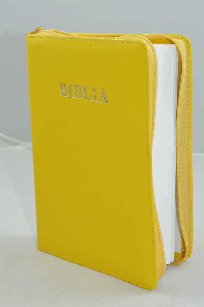 Biblia din piele, marime medie, culoare galben, fermoar, cuv. lui Isus cu rosu [053]