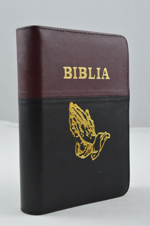 Biblia format mic, din piele, culoare visiniu - negru, index, fermoar, margini argintii, simbol - maini in ruga, cuv. lui Isus in rosu [047 PFI]