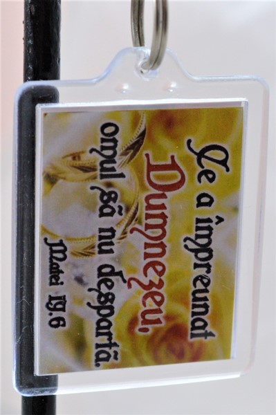 Breloc cu mesaj- Ce a impreunat Dumnezeu Breloc cu mesaj- Ce a impreunat Dumnezeu