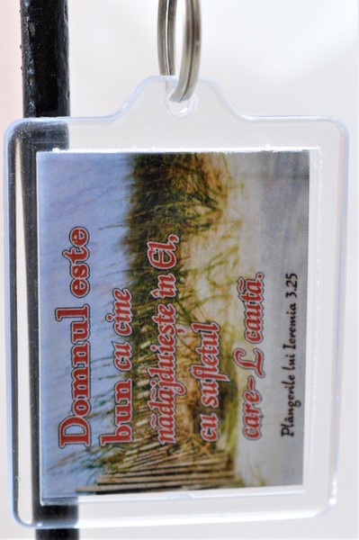 Breloc cu mesaj-Domnul este bun/Laudati pe Domnul Breloc cu mesaj-Domnul este bun/Laudati pe Domnul