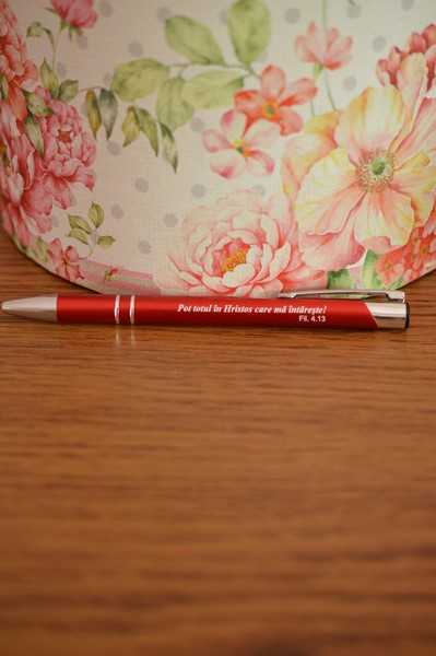 Pix cu mesaj crestin - Pot totul in Hristos care ma intareste! (ROSU) Pix cu mesaj crestin - Pot totul in Hristos care ma intareste! (ROSU)