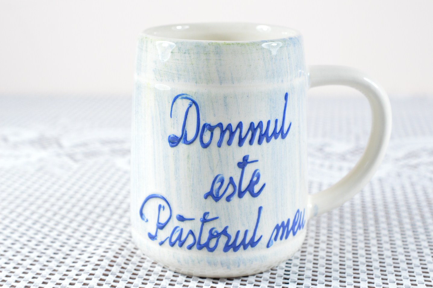 Cana cu mesaj crestin in relief - Domnul este Pastorul meu (albastra)