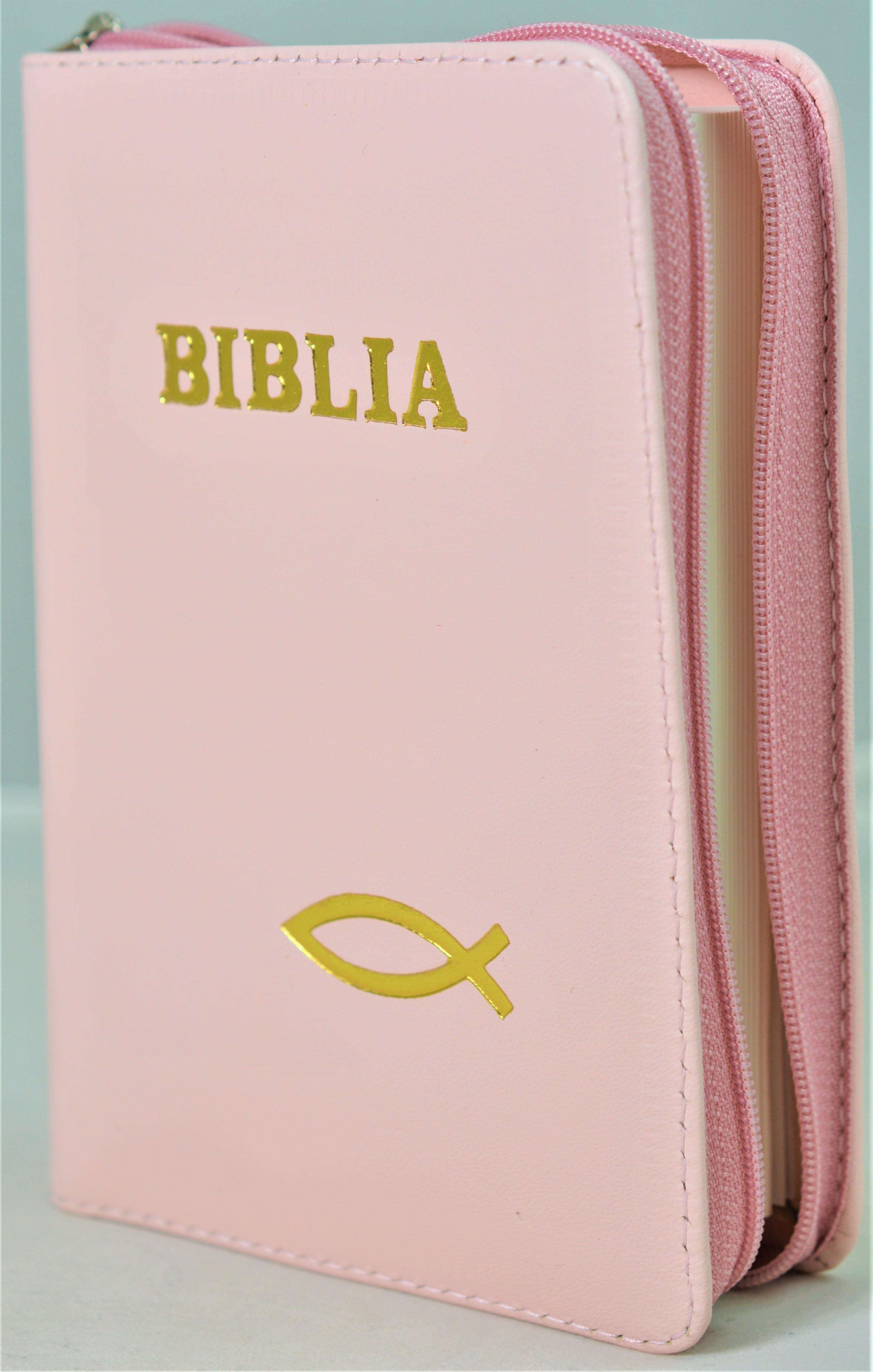 Biblie din piele, mica, culoare roz pal, fermoar, margini albe, simbolul peste, cuv. lui Isus in rosu [043 PF]
