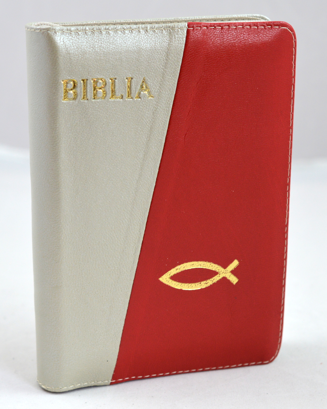 Biblia din piele, argintiu / rosu, dimensiune mica, fermoar, cu peste, cuv. lui Isus cu rosu  [043]