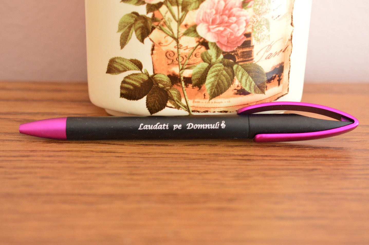 Pix cu mesaj crestin - Laudati pe Domnul Pix cu mesaj crestin - Laudati pe Domnul