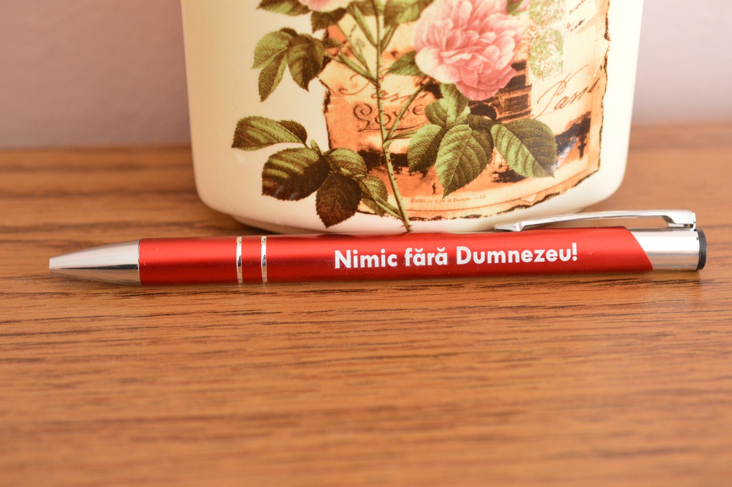 Pix cu mesaj crestin - Nimic fara Dumnezeu! Pix cu mesaj crestin - Nimic fara Dumnezeu!