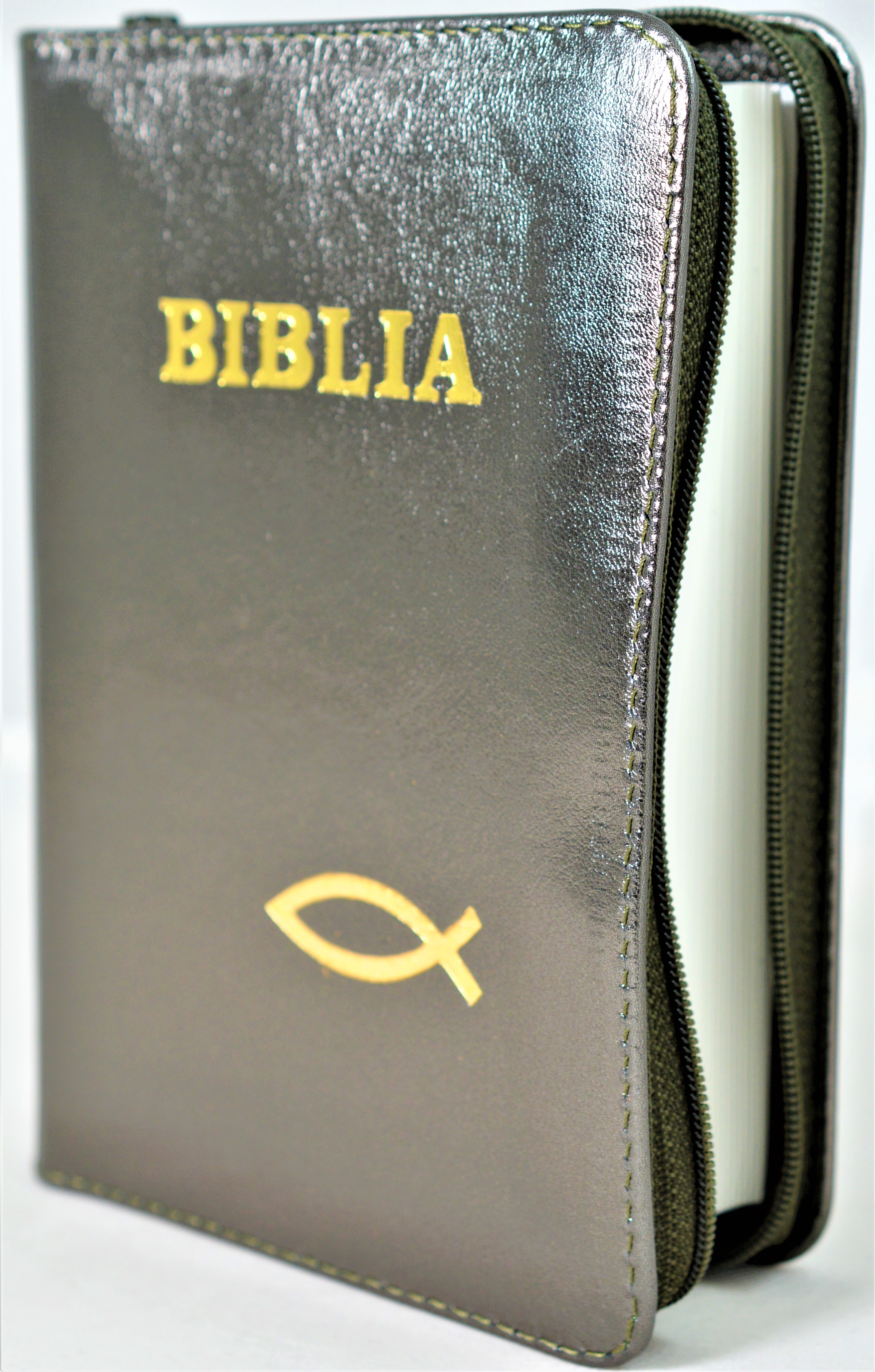 Biblie din piele, mica, culoare nuanta verde sidefat, fermoar, margini albe, simbolul peste, cuv. lui Isus in rosu [043 PF]