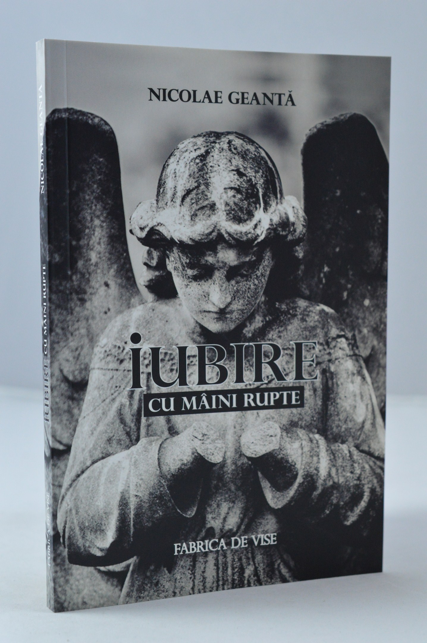 Iubire cu mainile rupte