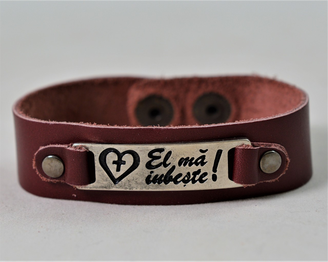 Bratara din piele naturala, bordo - El ma iubeste! Bratara din piele naturala, bordo - El ma iubeste!