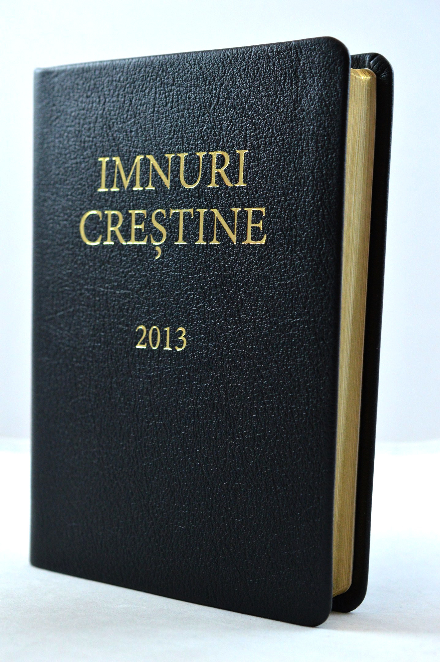 Imnuri crestine adventiste, pe note, marime mare, piele neagră Imnuri crestine adventiste, pe note, marime mare, piele neagră