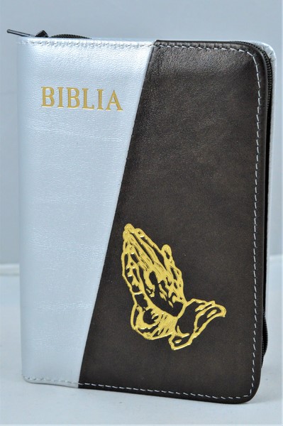 Biblie din piele, mica, argintiu/maro inchis, fermoar, margini albe, simbolul maini in ruga, cuv. lui Isus in rosu [043 PF]