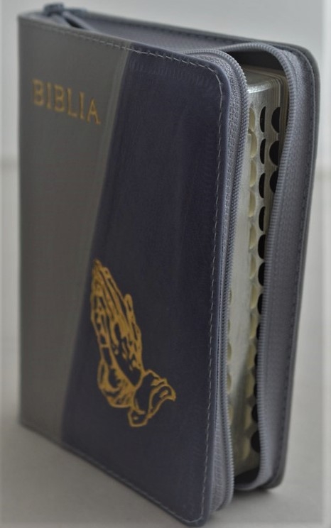 Biblia format mic, din piele, gri-albastru metalic , index, fermoar, margini argintii,simbolul maini in ruga, cuv. lui Isus in rosu [047 PFI]