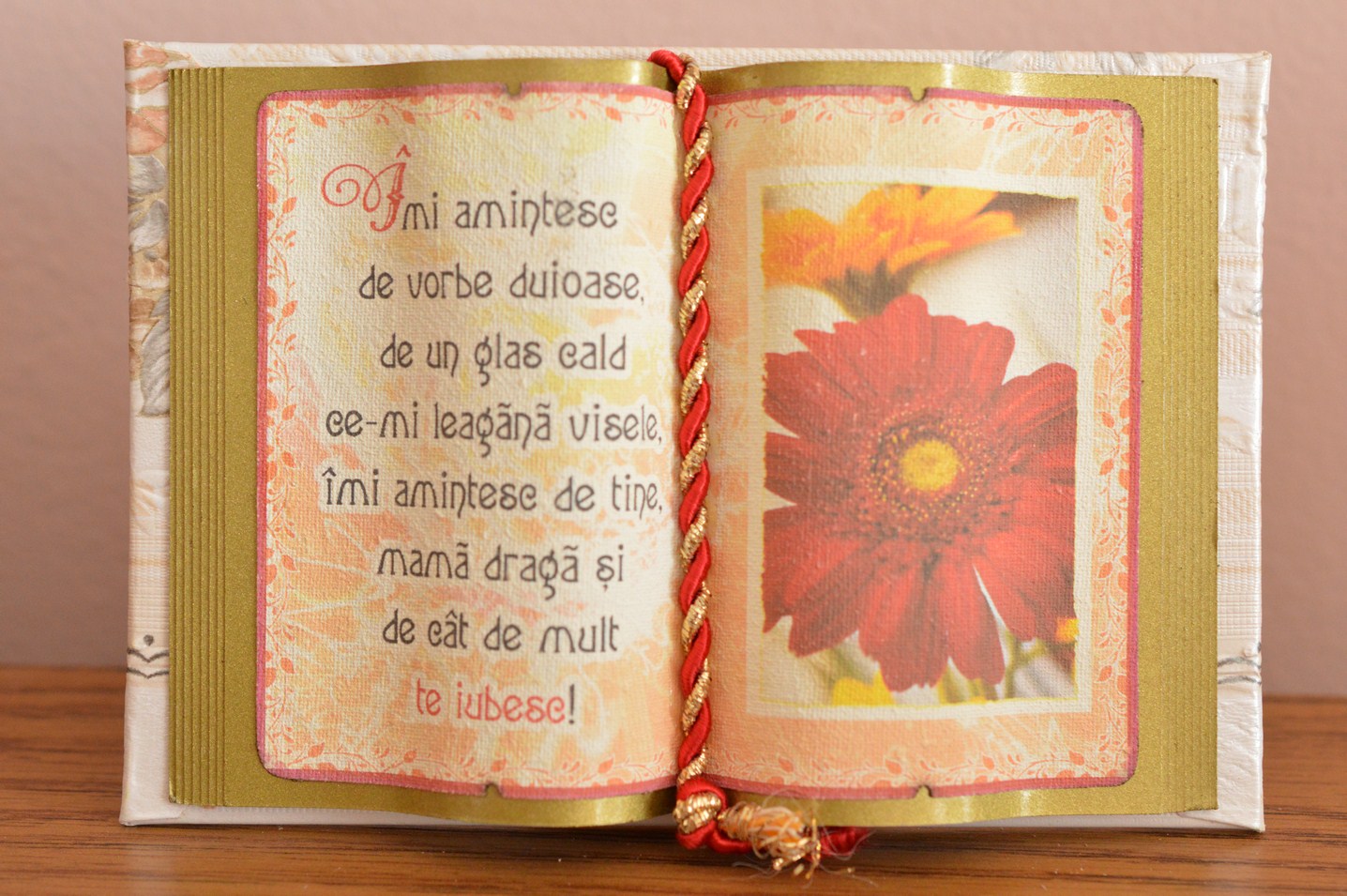 Carte decorativa - Imi amintesc de vorbe duioase...(10x14 cm) Carte decorativa - Imi amintesc de vorbe duioase...(10x14 cm)