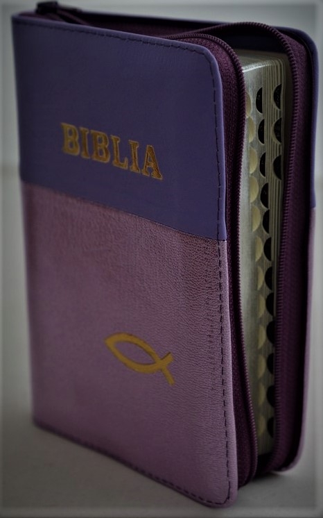 Biblia format mic, din piele, culoare mov-mov sidef, index, fermoar, margini argintii, simbolul peste, cuv. lui Isus in rosu [047 PFI]