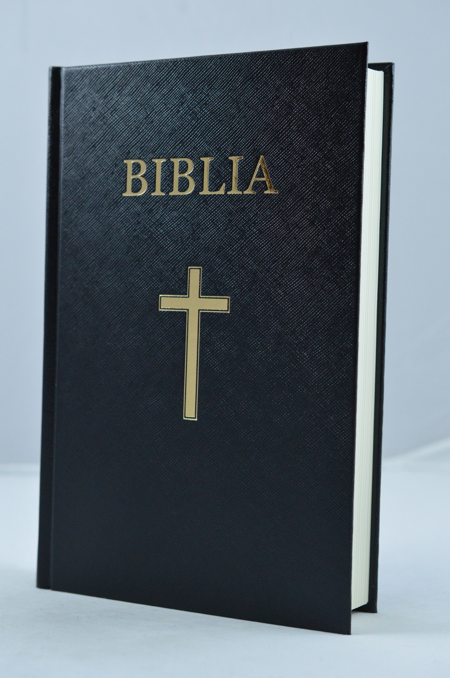 Biblia mare, coperta tare, neagra, scris mare, cu cruce [CB 073 CT]