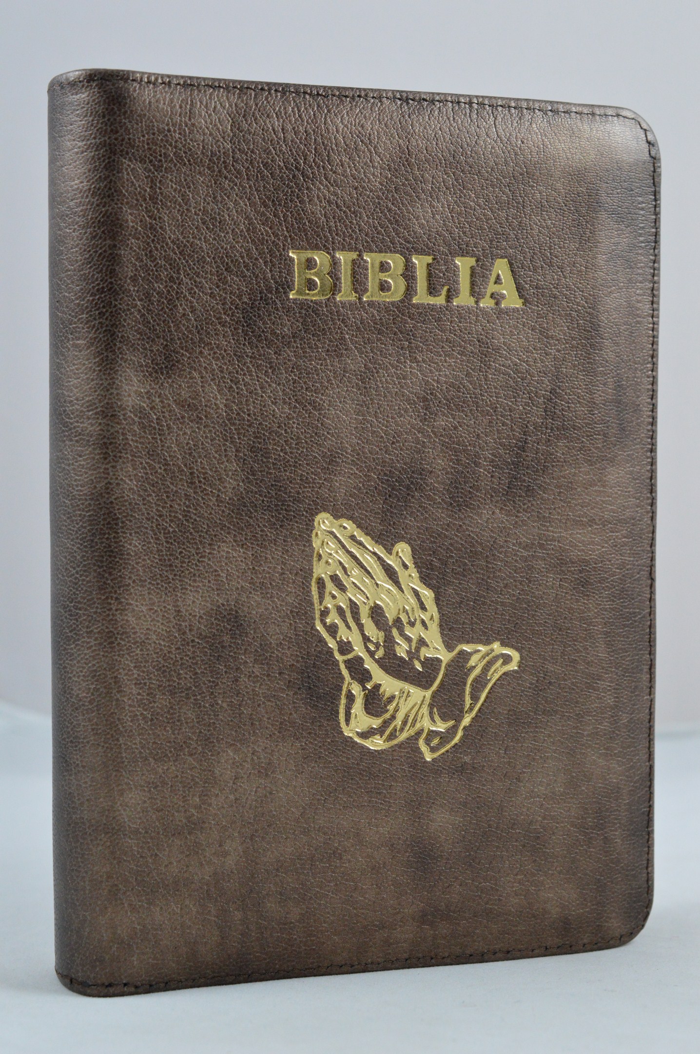 Biblia din piele, medie,nuante de maro cu maini, fermoar, aurita, cuv. lui Isus cu rosu [052]