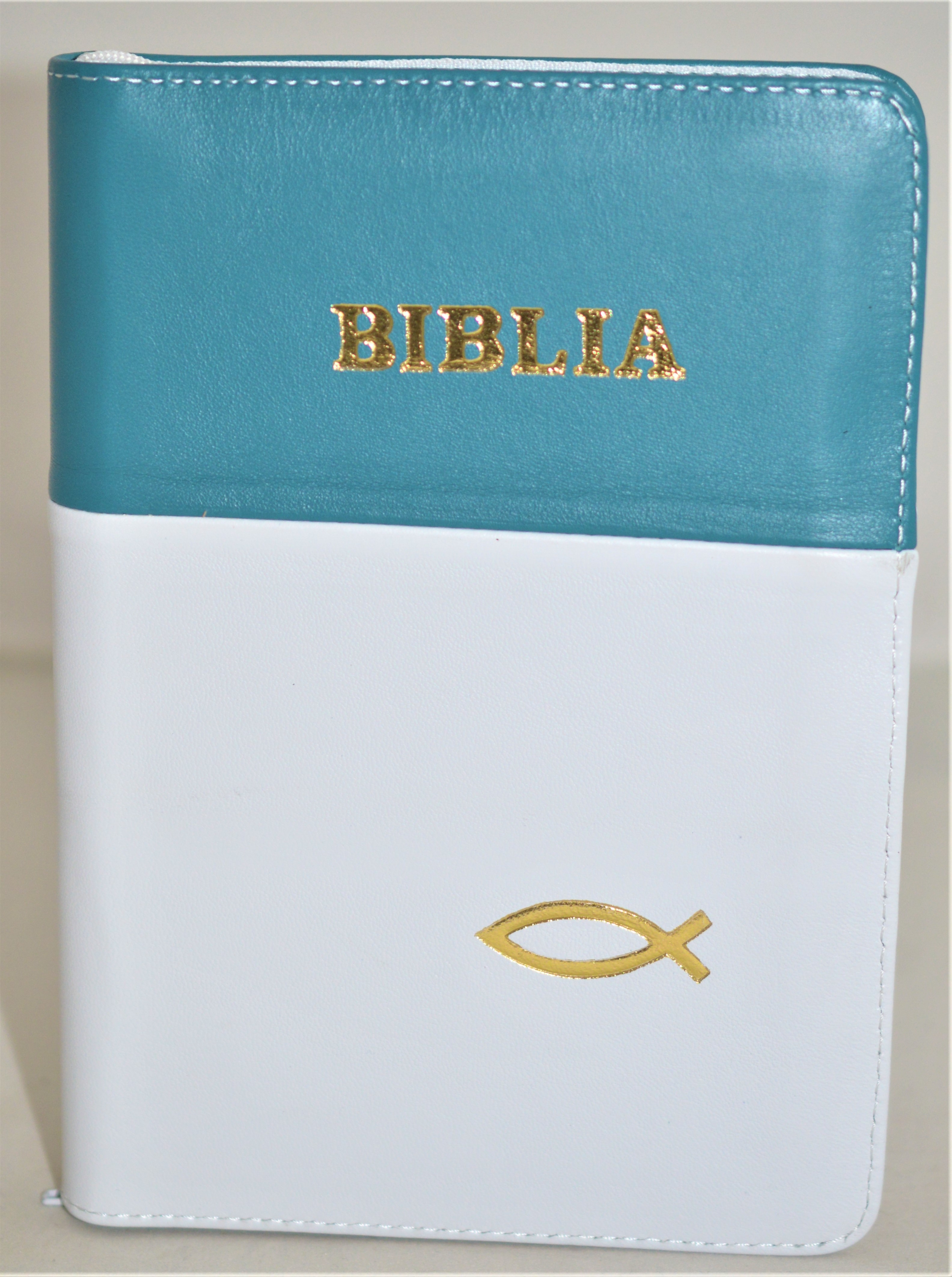 Biblie din piele, marime medie, culoare nuanta verde marin cu alb, simbol peste, fermoar, index, margini aurii, cuv. lui Isus cu rosu [SB 057 PFI]
