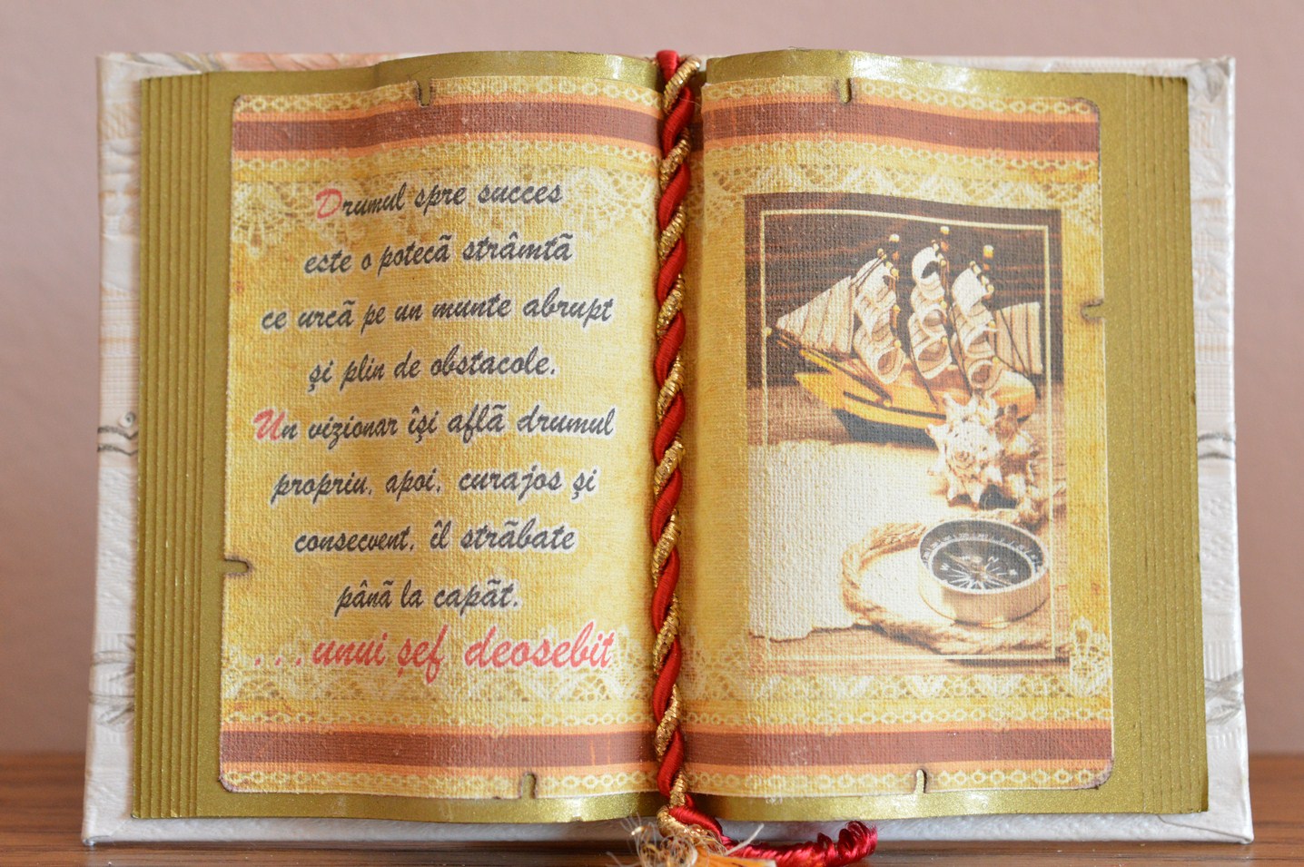 Carte decorativa - Drumul spre succes este o poteca...(10x14 cm) Carte decorativa - Drumul spre succes este o poteca...(10x14 cm)