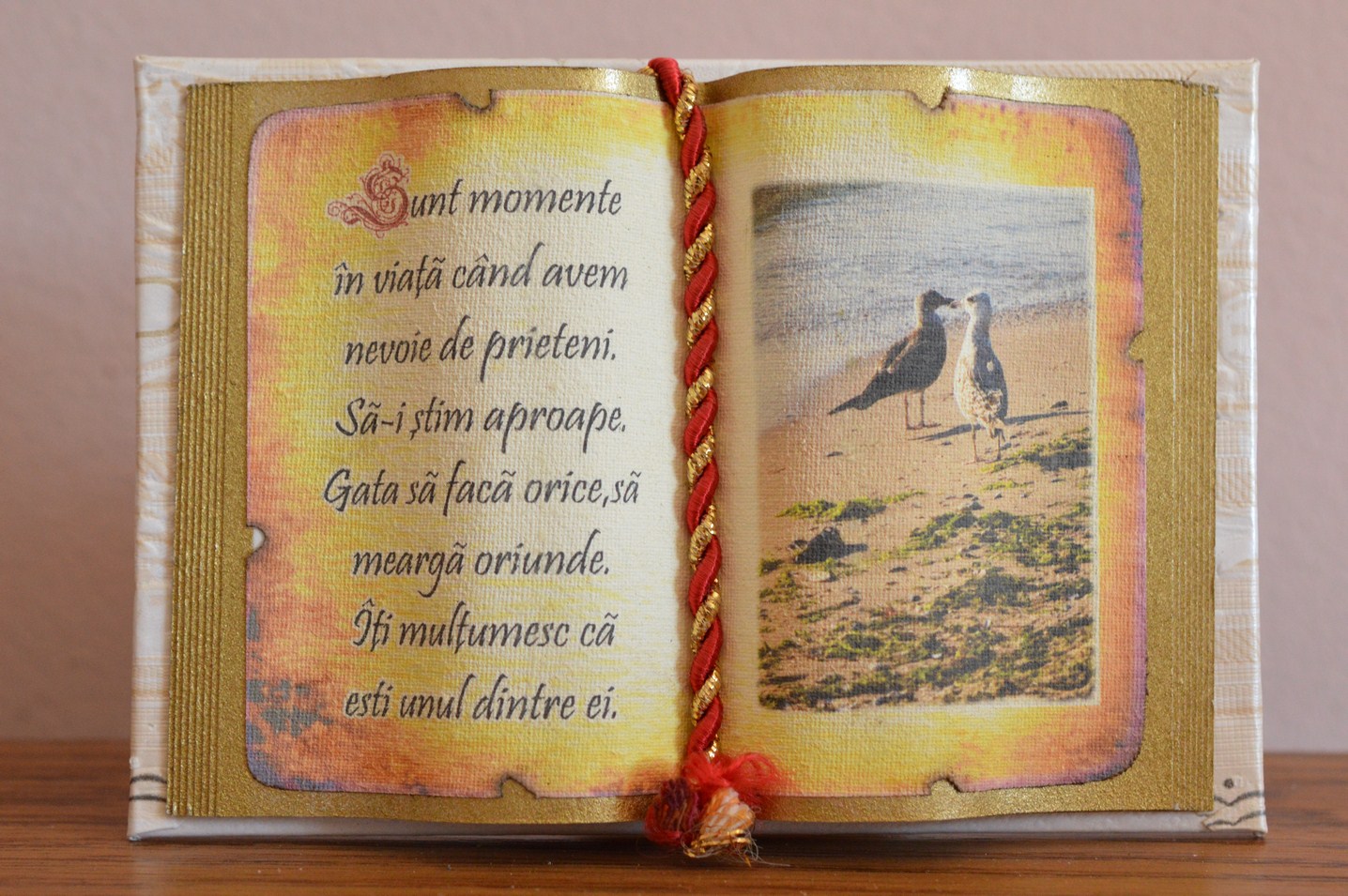 Carte decorativa - Sunt momente in viata cand avem...(10x14 cm) Carte decorativa - Sunt momente in viata cand avem...(10x14 cm)