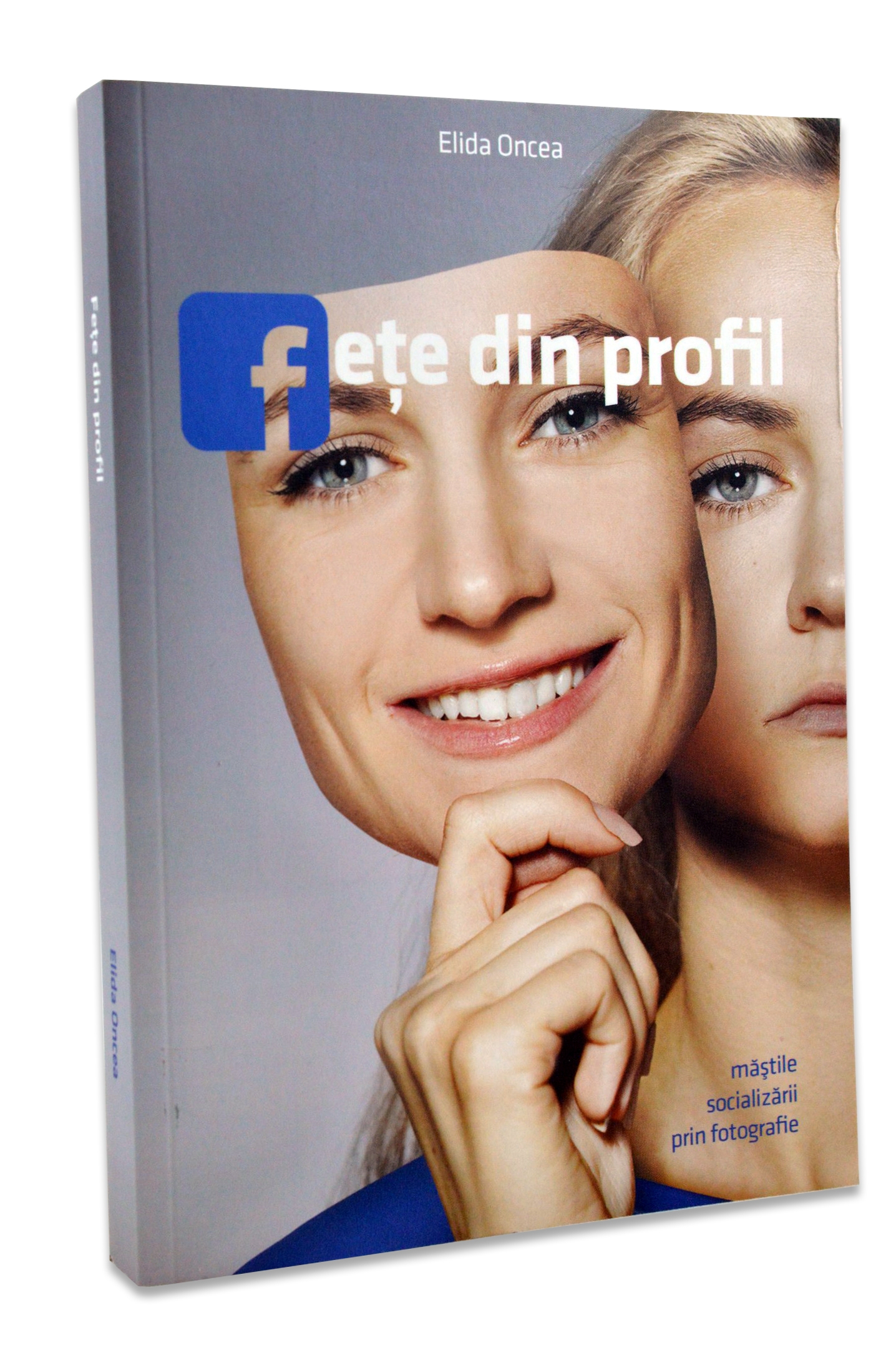 Fete din profil - mastile socializarii prin fotografie Fete din profil - mastile socializarii prin fotografie