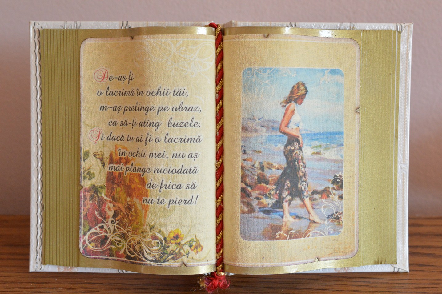 Carte decorativa- De- as fi o lacrima...(14x21 cm) Carte decorativa- De- as fi o lacrima...(14x21 cm)