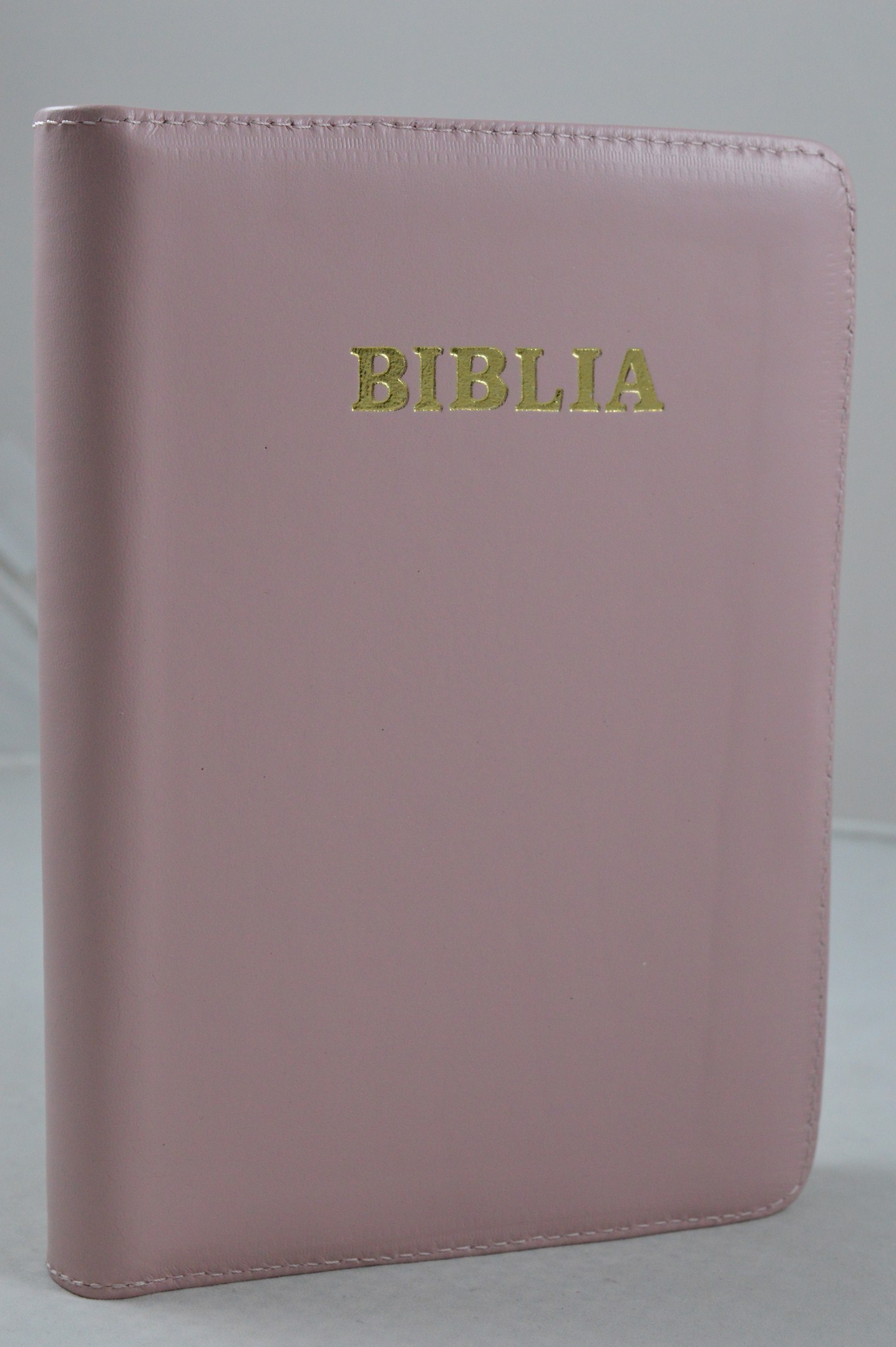 Biblia din piele, marime medie, roz pal, fermoar, cuv. lui Isus cu rosu [053]