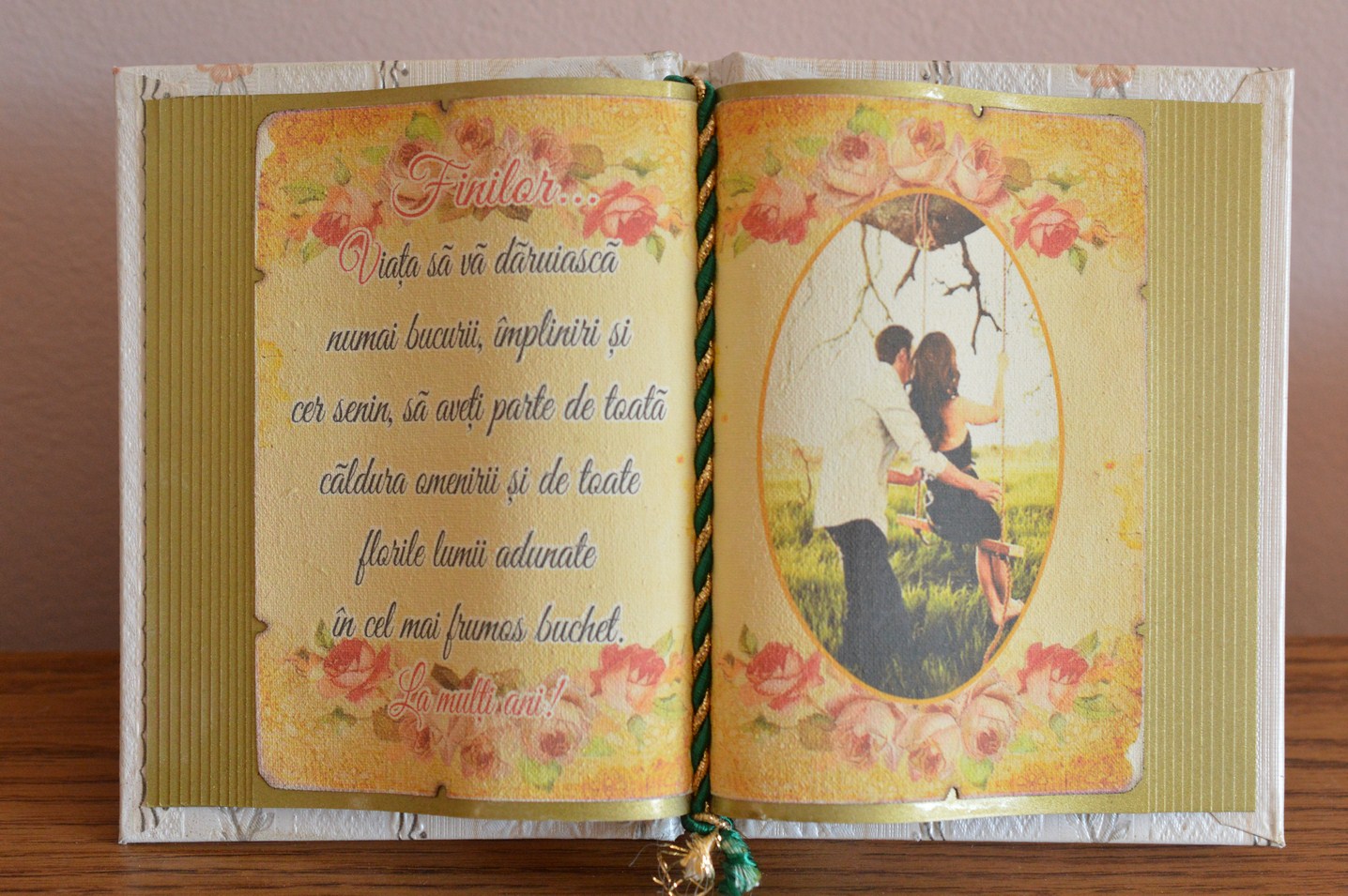 Carte decorativa - Finilor... Viata sa va daruiasca...(10x14 cm) Carte decorativa - Finilor... Viata sa va daruiasca...(10x14 cm)