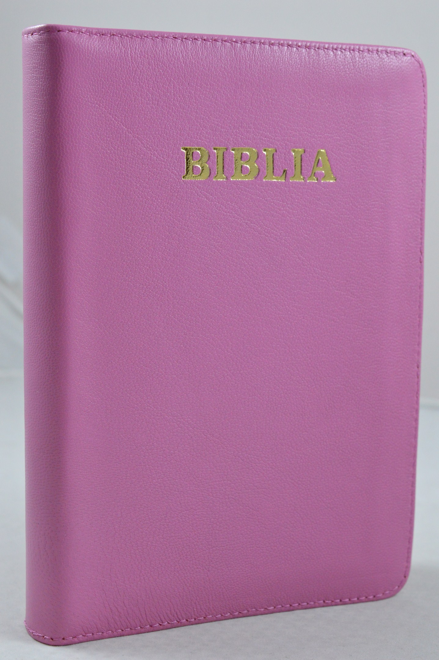 Biblia din piele, marime medie, roz, fermoar, cuv. lui Isus cu rosu [053]