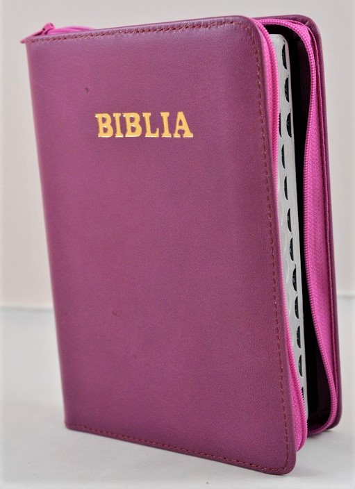 Biblie din piele, marime medie, culoare mov, simpla, fermoar, index, margini argintii, cuv. lui Isus cu rosu [SB 057 PFI]