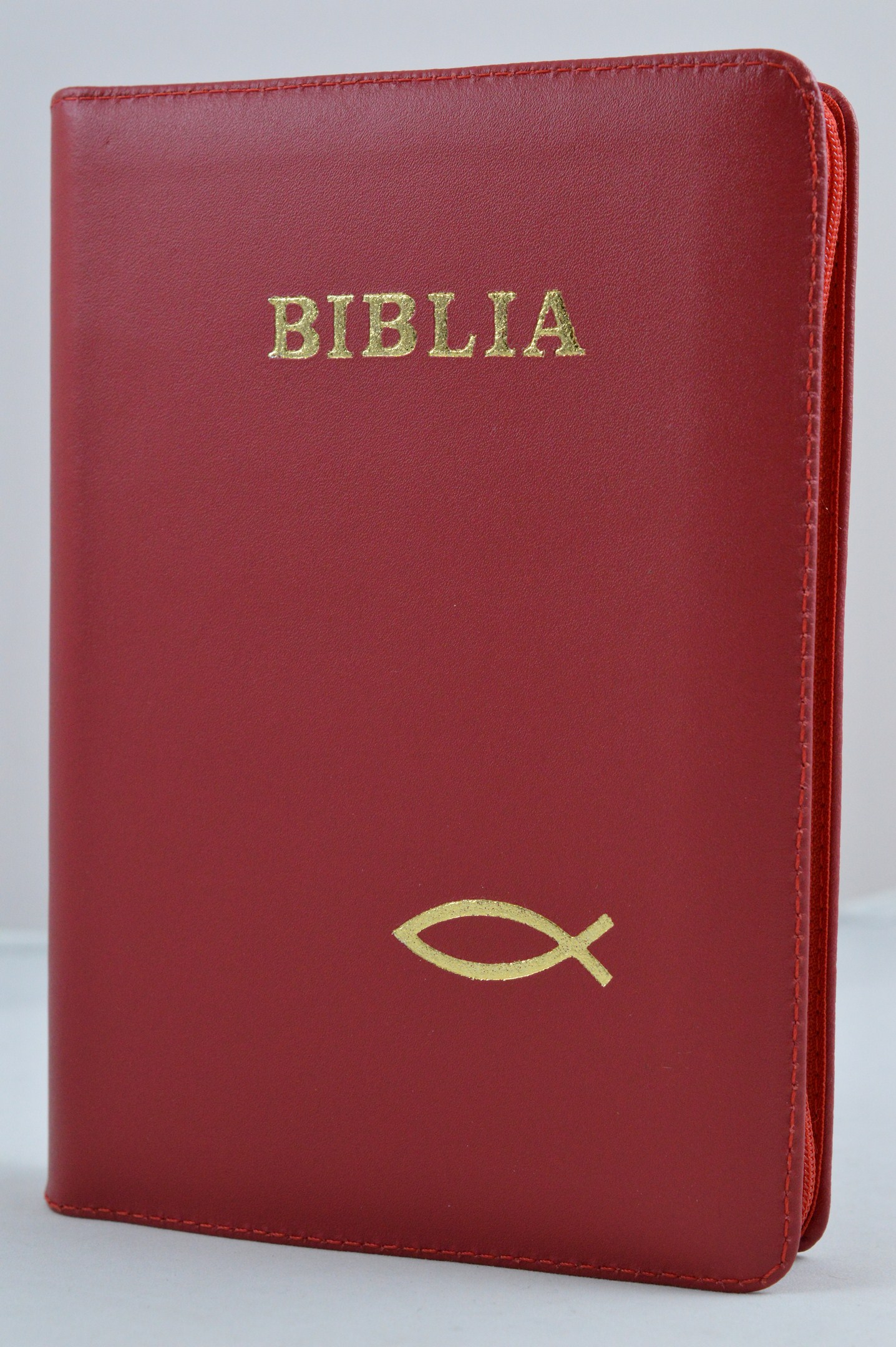 Biblie din piele, marime medie,rosu cu peste, fermoar, index, margini aurii, cuv. lui Isus cu rosu [SB 057 PFI]