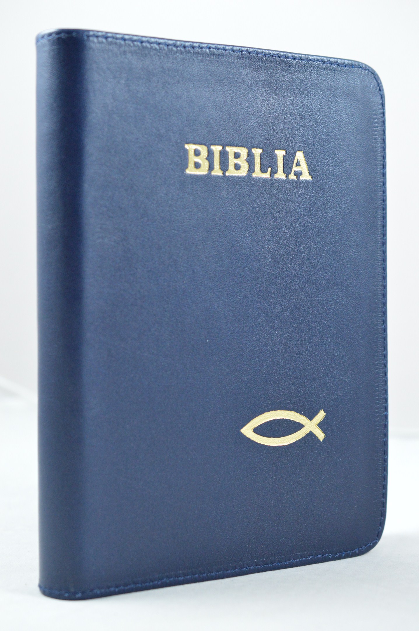 Biblia din piele, marime medie,  albastru inchis, fermoar, aurita, simbol peste, 4 harti color [SI 052]